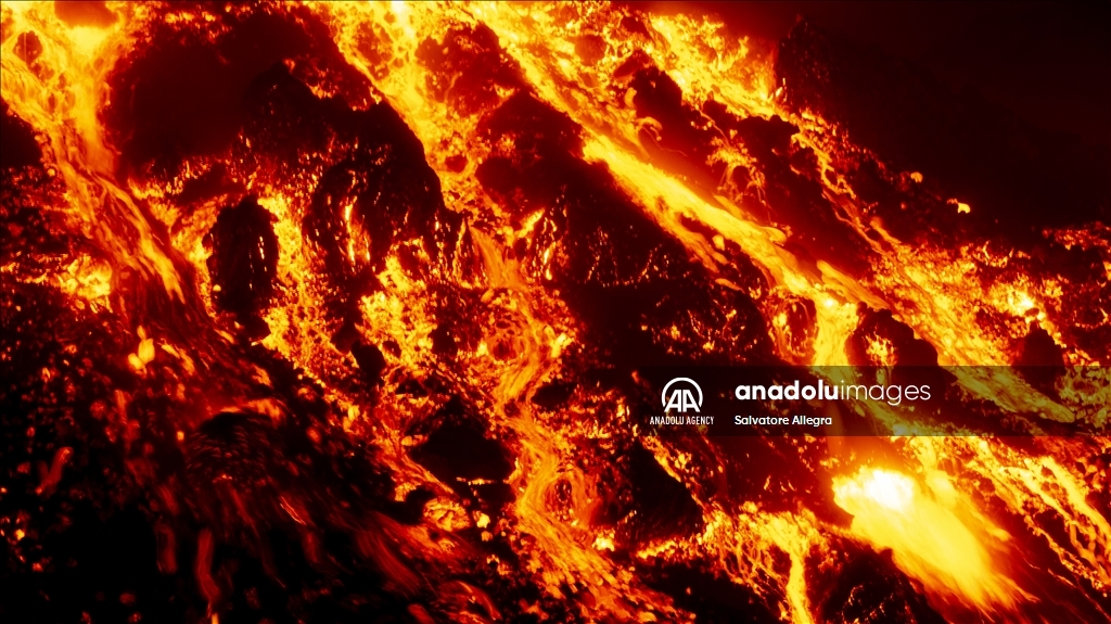 Volcanic activity continues at Mount Etna, Italy