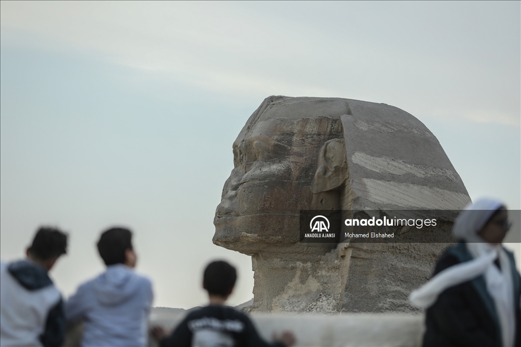 Mısır’ın simgesi Giza Piramitleri: ziyaretçilerini büyülemeye devam ediyor