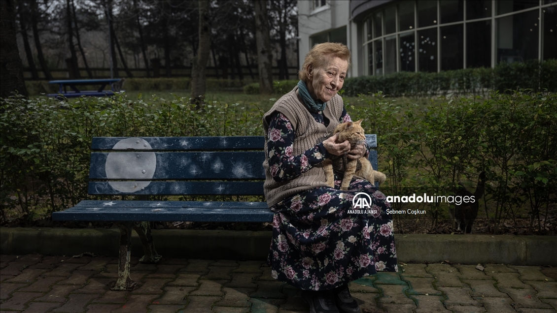 Huzurevi sakinleri patili dostları için