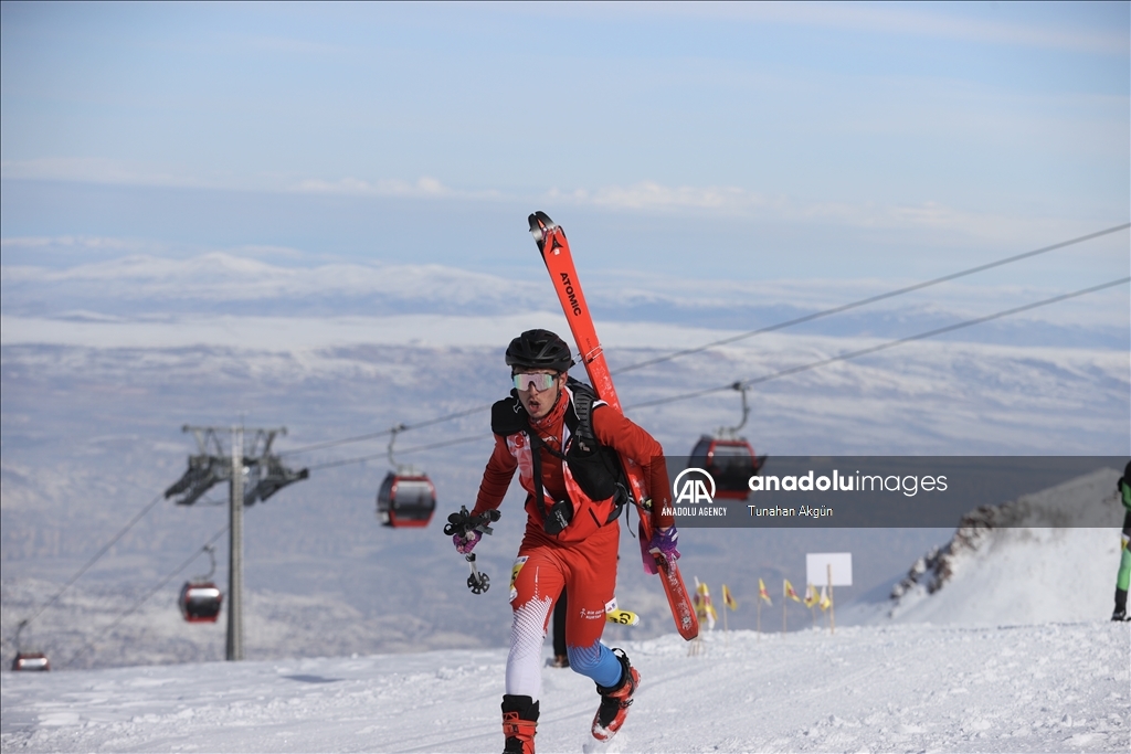 Turkiye Mountain Skiing Championships held in Mount Erciyes of Kayseri