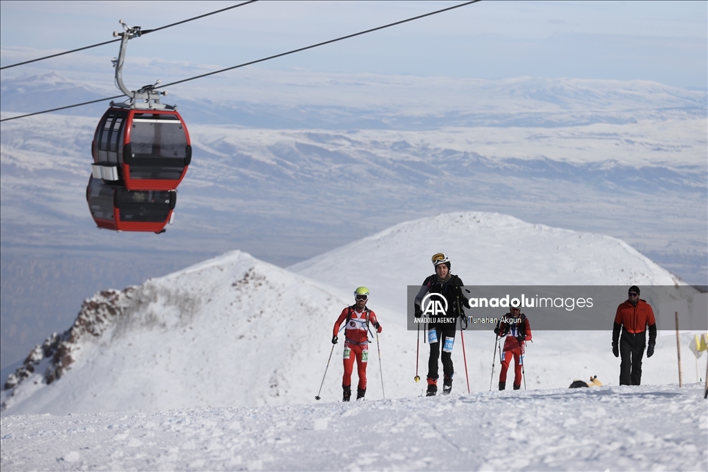 Turkiye Mountain Skiing Championships held in Mount Erciyes of Kayseri