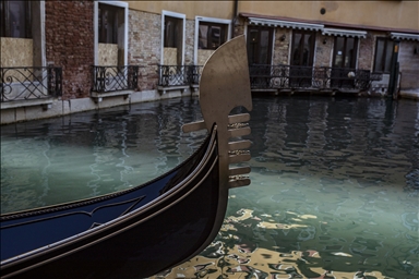 Venice’s gondola makers preserve centuries-old craft