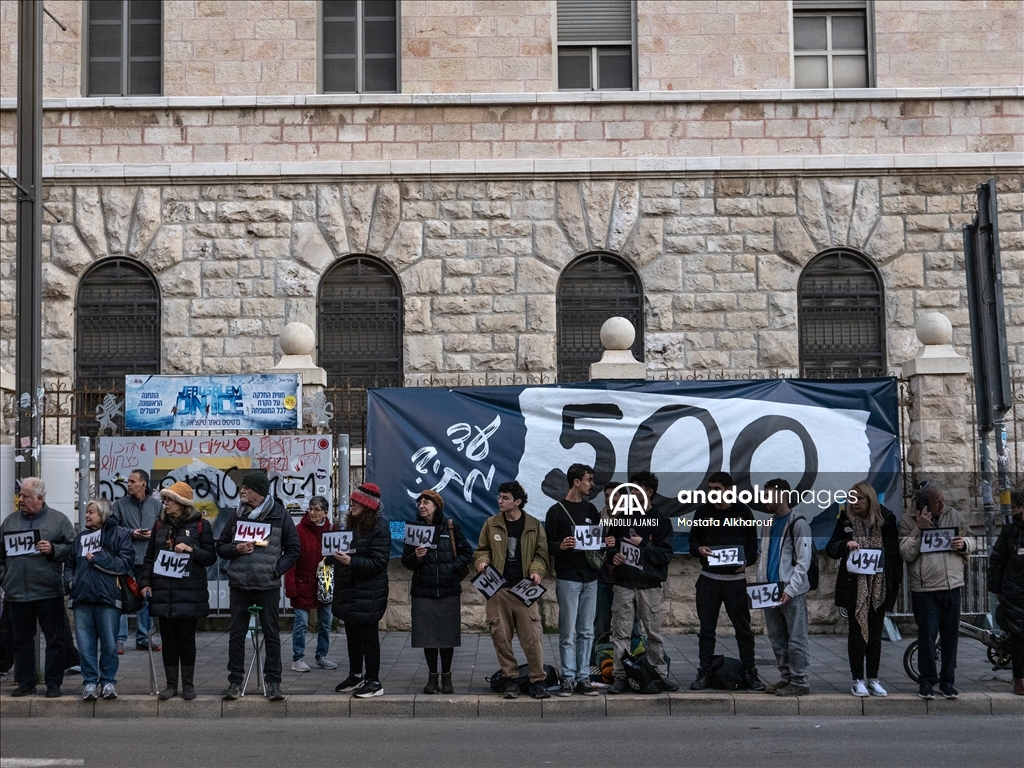 İsrailliler, Hamas ile İsrail arasındaki takas sürecinin devam etmesi talebiyle gösteri düzenledi