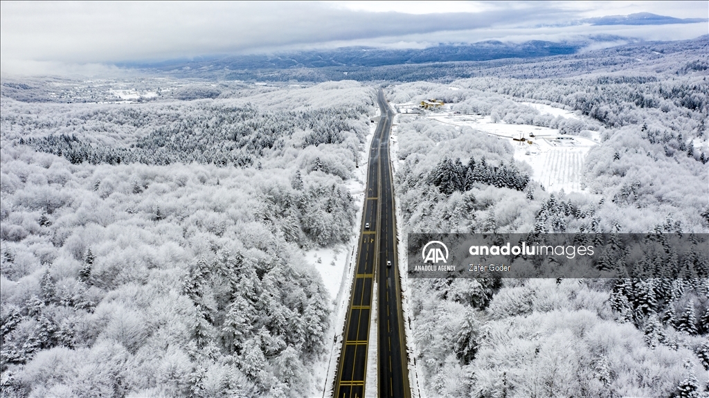 Snowy weather in Turkiye’s Mount Bolu