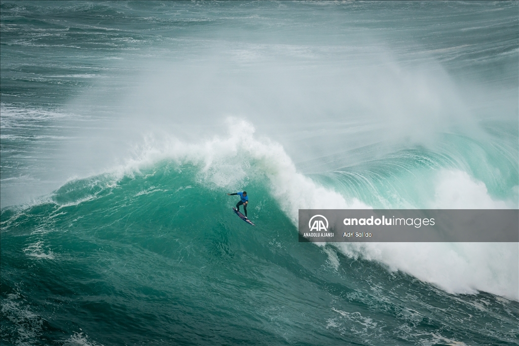 Tudor Nazare Büyük Dalga Yarışması