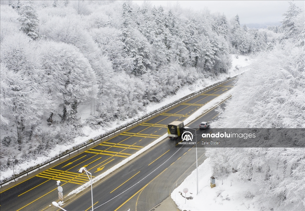 Snowy weather in Turkiye’s Mount Bolu