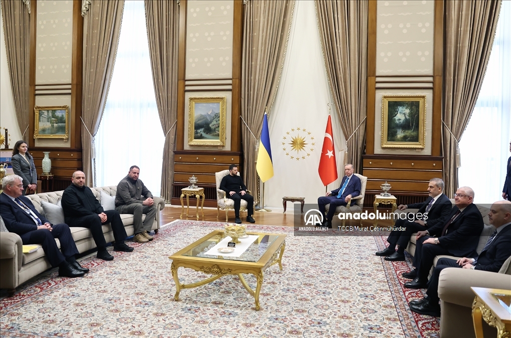 Президент Турции Реджеп Тайип Эрдоган провел в Анкаре встречу с президентом Украины Владимиром Зеленским