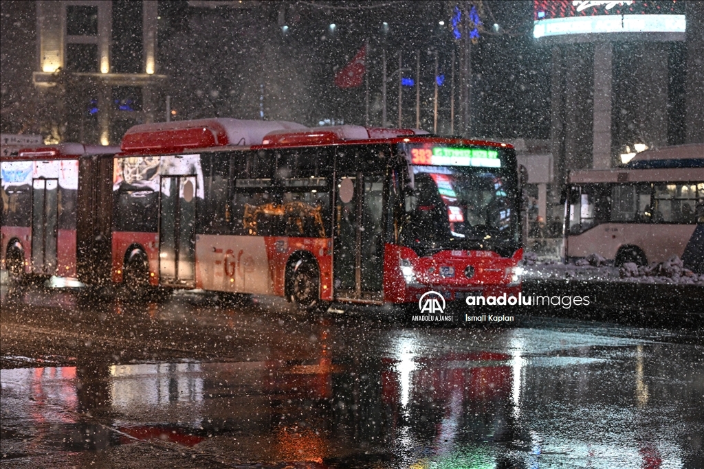 Ankara'da kar yağışı