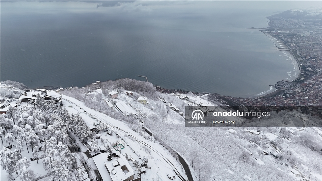 Ordu'da kar yağışı
