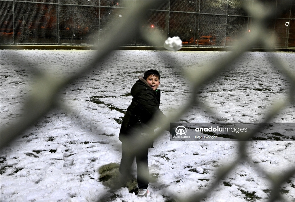 Ankara'da kar yağışı
