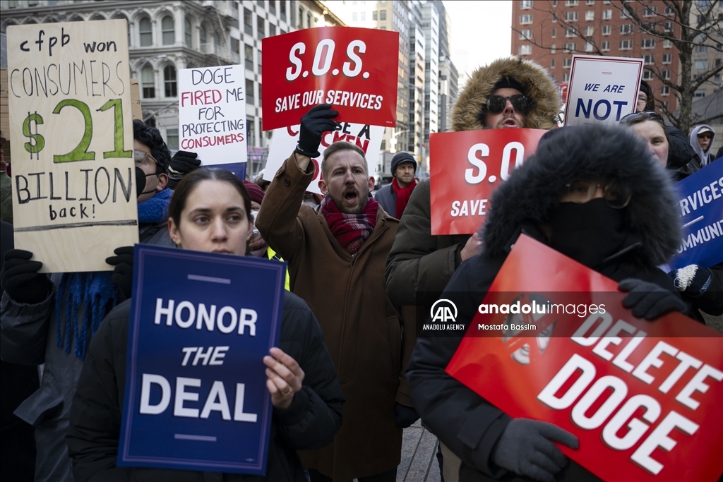 В Нью-Йорке прошли протесты против Илоны Маска и администрации Трампа -  Anadolu Ajansı