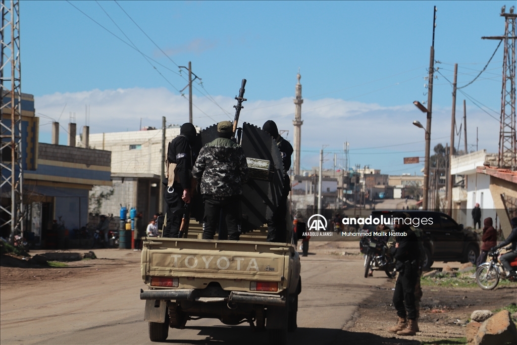 Suriye ordusu, Dera’da devrik rejim unsurlarına operasyon düzenledi