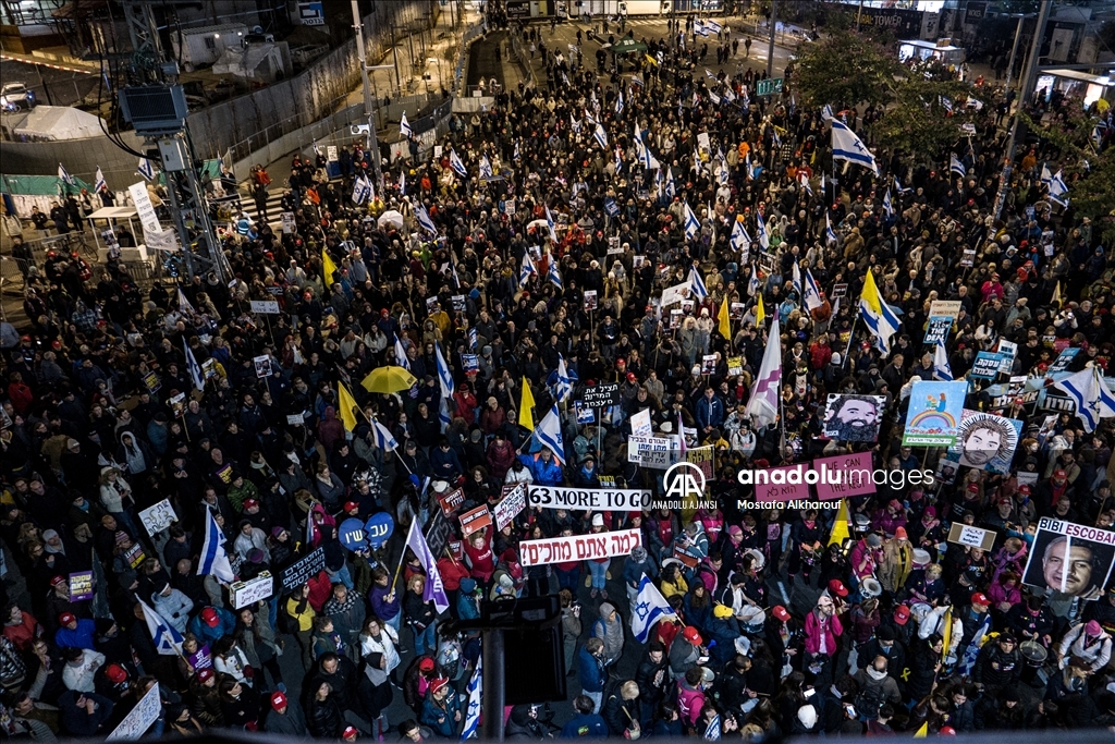 İsrailli esirlerin yakınları Tel Aviv'de gösteri düzenledi