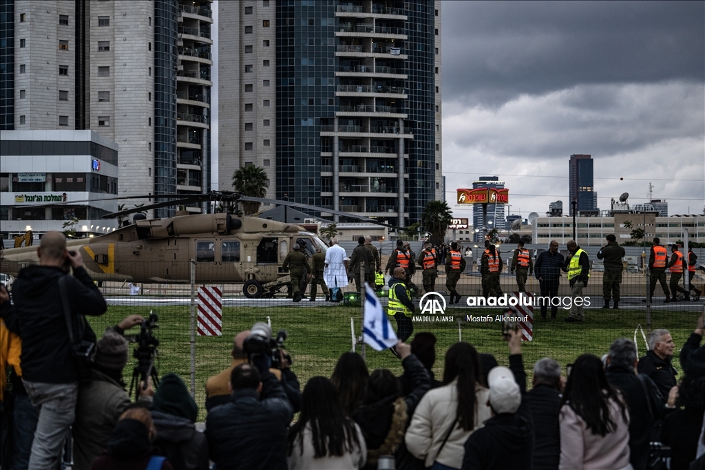 Gazze'de serbest bırakılan esirler, İsrail'e ulaştı