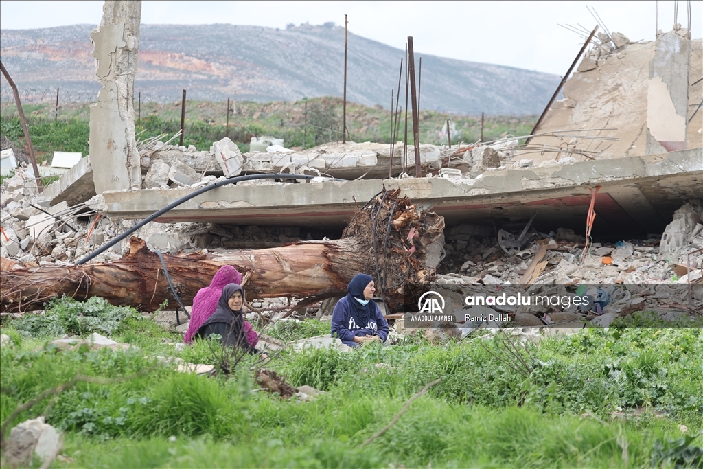 İsrail, Lübnan'ın güneyinde çekildiği beldeleri yaşanmaz hale getirdi