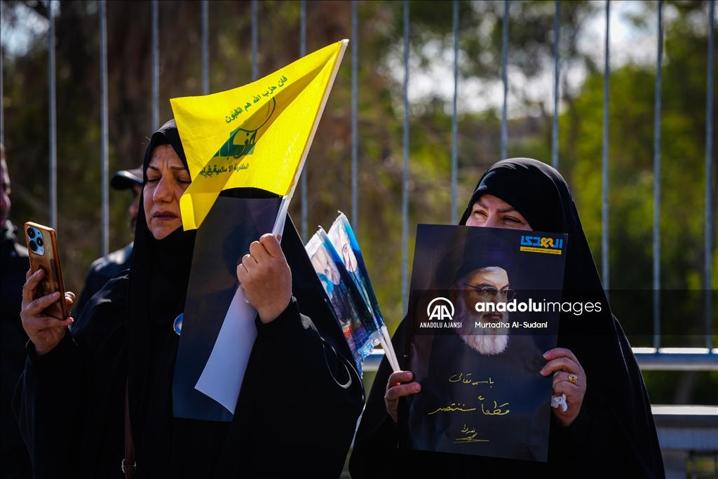 Irak'ta eski Hizbullah lideri Hasan Nasrallah için sembolik cenaze töreni düzenlendi