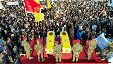 Eski Hizbullah liderleri Nasrallah ve Safiyuddin için Basra'da sembolik cenaze töreni düzenlendi