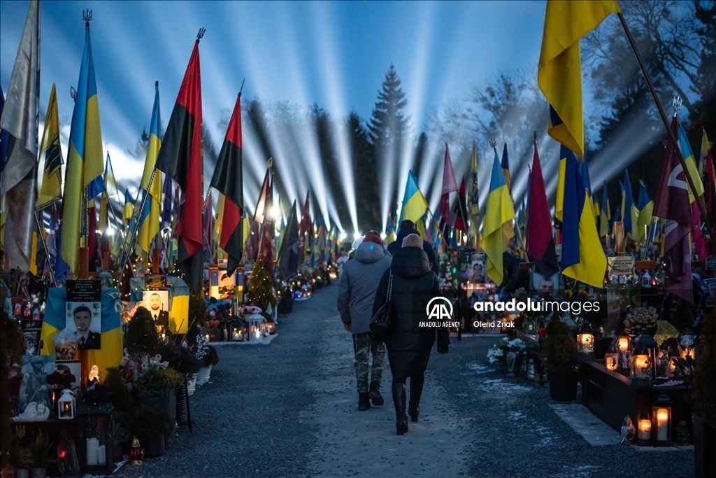 В украинском Львове вознесли молитвы за погибших в конфликте с РФ военных