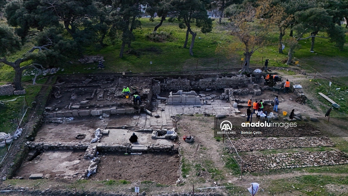 Pergamon'da "Mozaikli Ev" gün yüzüne çıkarılıyor