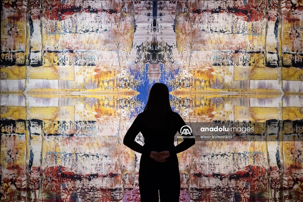 Christie’s müzayede evinde 21. yüzyıl sürreal eserleri açık artırmaya çıktı