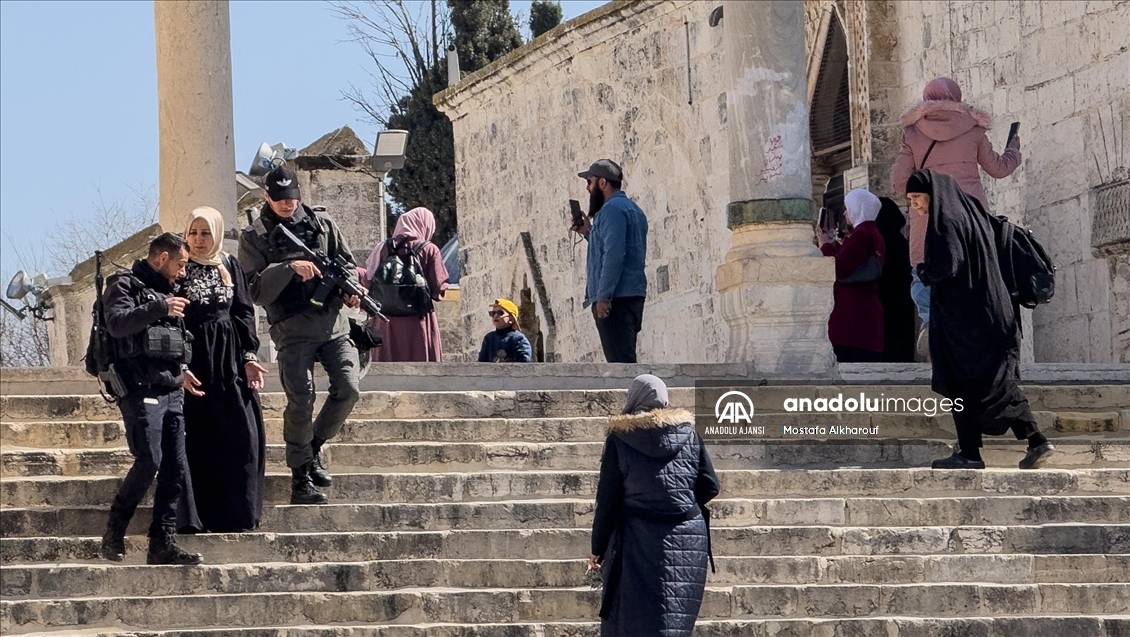 Mescid-i Aksa'da İsrail kısıtlaması devam ediyor