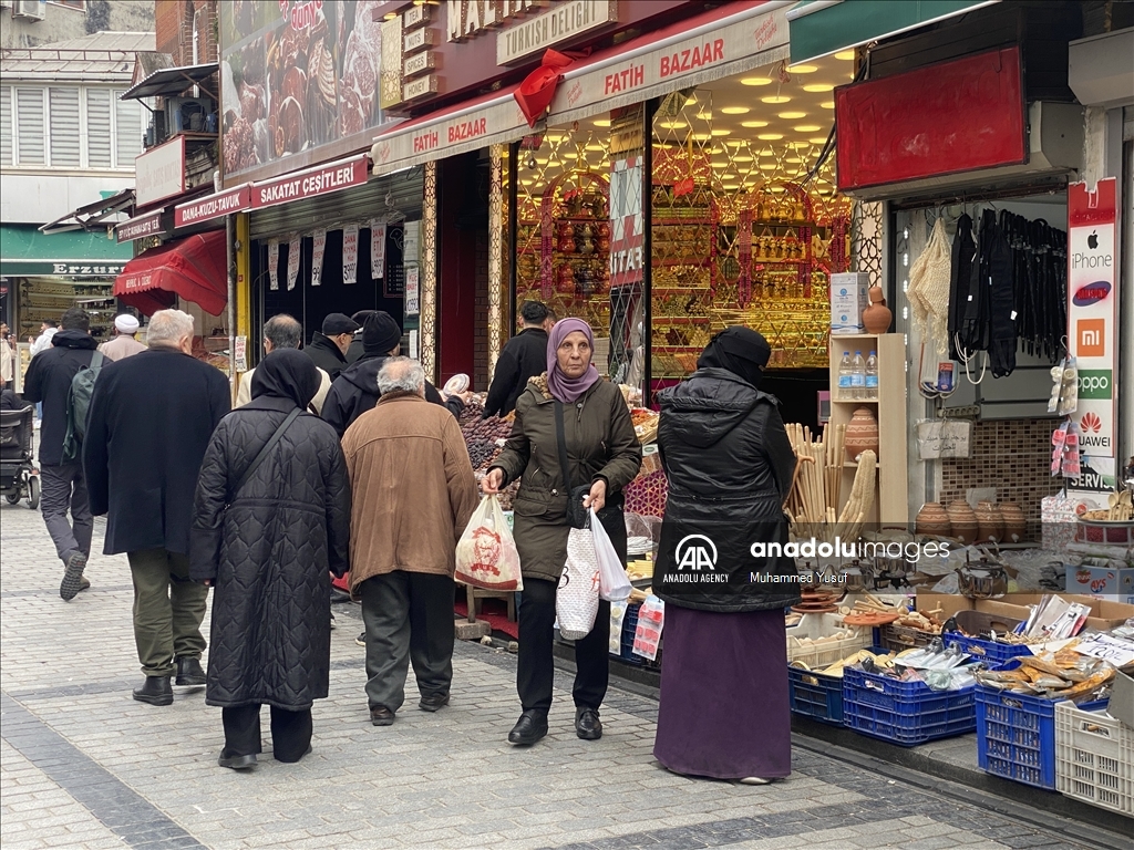 ببهجة وأجواء روحانية.. إسطنبول تستقبل شهر رمضان 