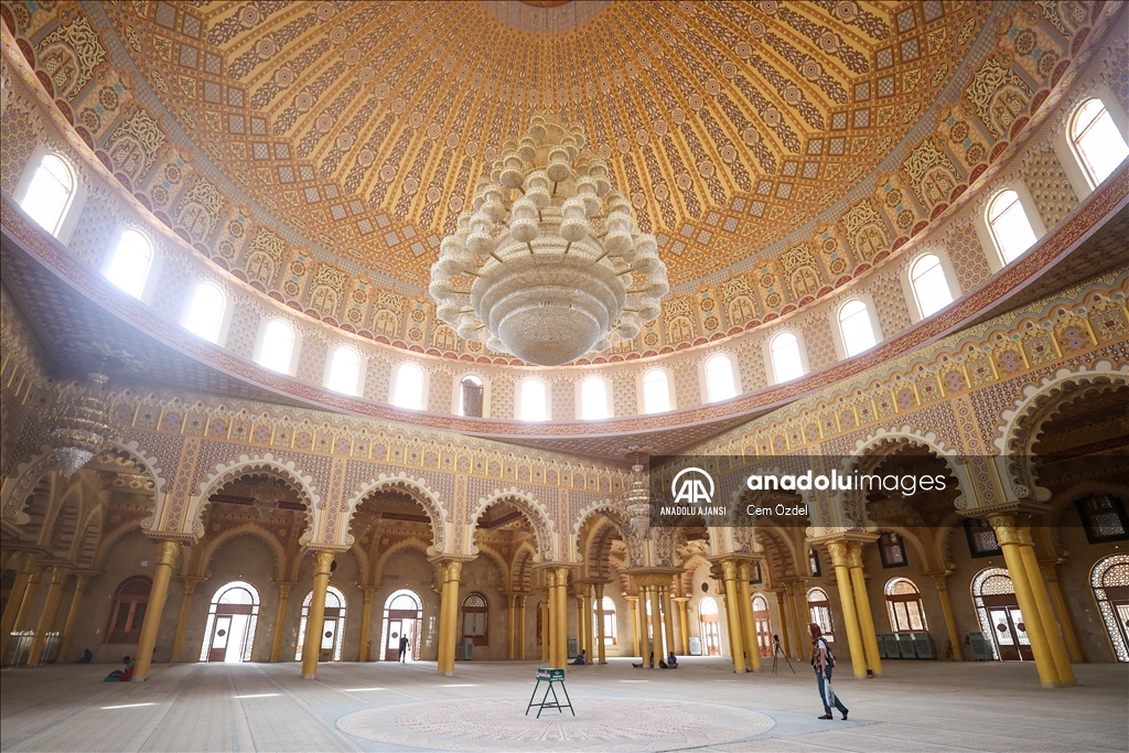 Batı Afrika'nın en büyük camisinde ramazan heyecanı
