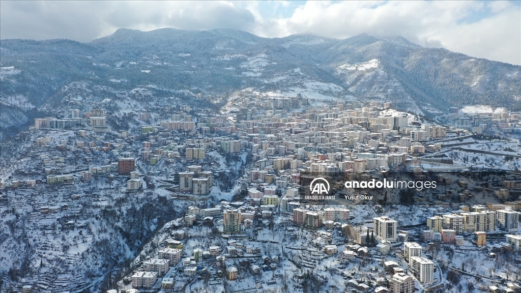 Artvin'de son 28 yılın en yüksek kar kalınlığı ölçüldü