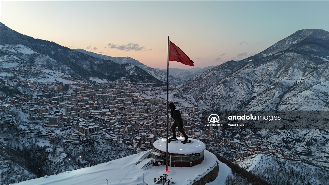 Artvin'de son 28 yılın en yüksek kar kalınlığı ölçüldü