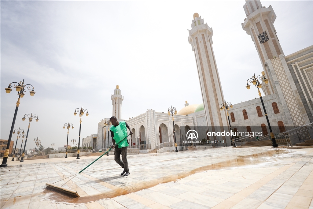السنغال.. أكبر مساجد غرب إفريقيا يتهيأ لاستقبال رمضان