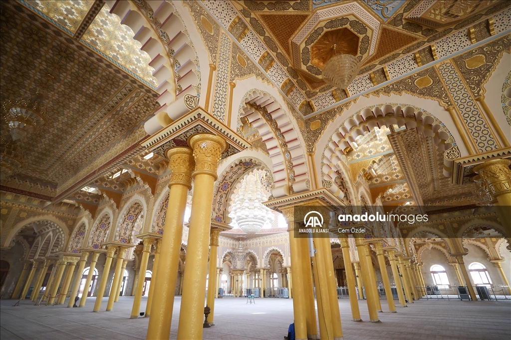 Batı Afrika'nın en büyük camisinde ramazan heyecanı