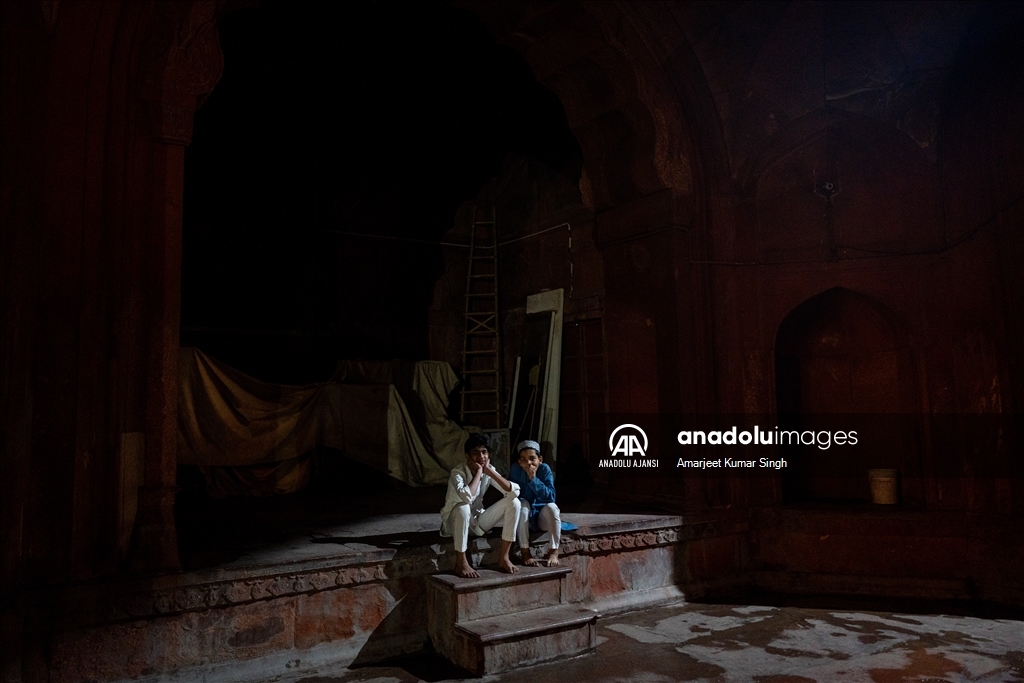 Delhi'de ilk teravih namazı
