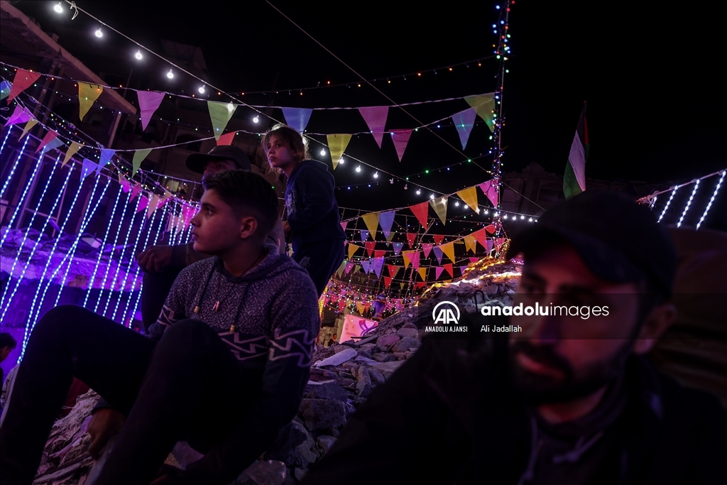 Han Yunus’ta yıkım arasında ilk sahur