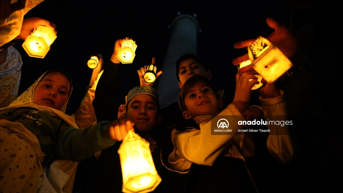 Musullu çocuklar, ramazan ayının gelişini kutladı