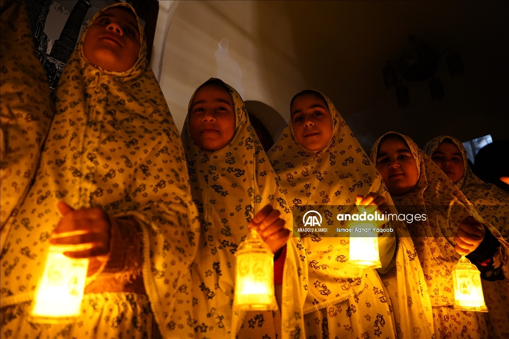 Musullu çocuklar, ramazan ayının gelişini kutladı
