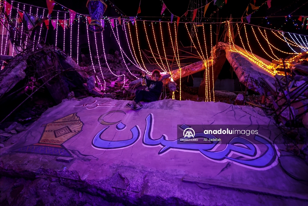 Han Yunus’ta yıkım arasında ilk sahur