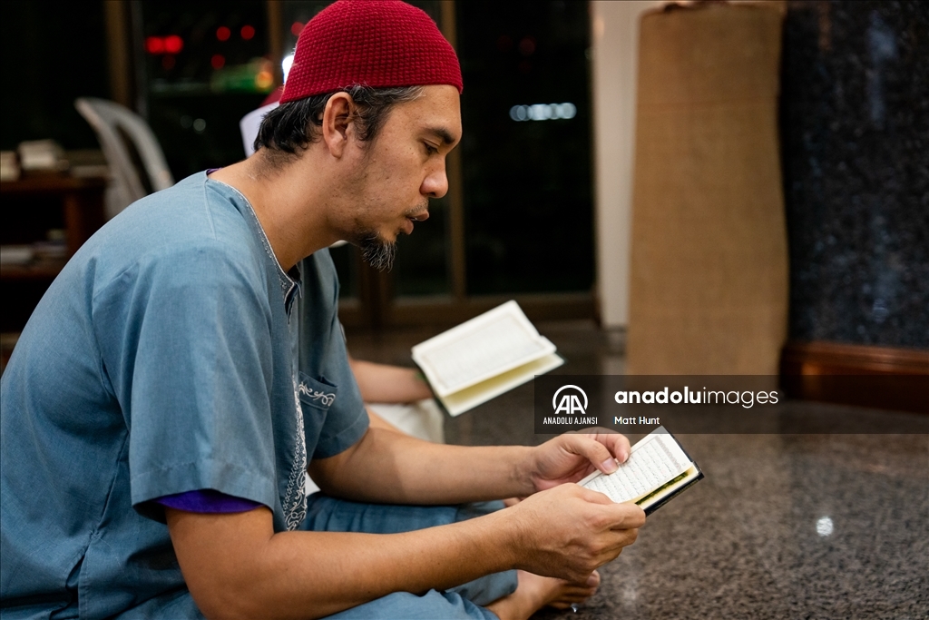 Tayland'da ramazanın ilk günü icra edildi