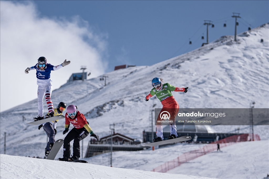 FIS Dünya Snowboard Kupası Erzurum'da başladı