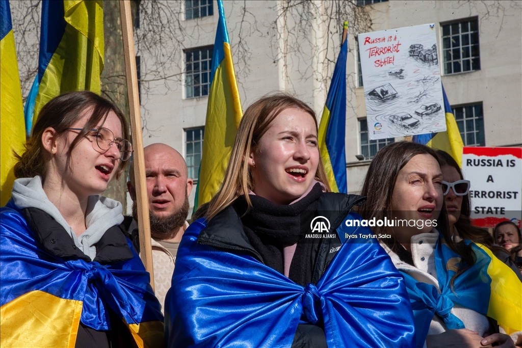 Londra'da Ukrayna'ya destek gösterisi
