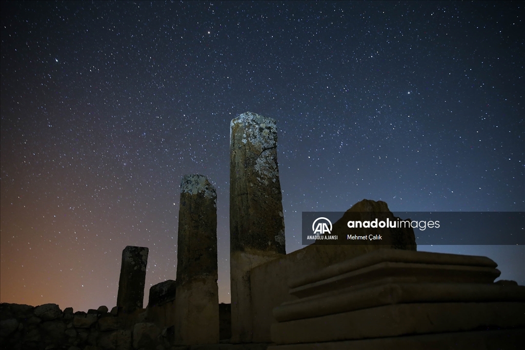 "Makedon askerlerin kalesi" Blaundos Antik Kenti'nde yıldızlı gece 3