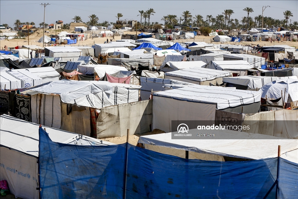 Han Yunus'a geri dönen Gazzeliler, çadır kampı kurdu