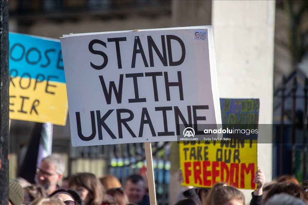 Londra'da Ukrayna'ya destek gösterisi