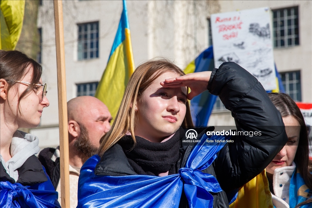 Londra'da Ukrayna'ya destek gösterisi