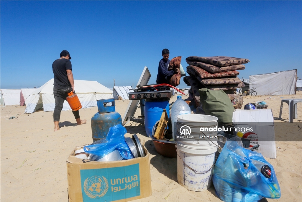 Han Yunus'a geri dönen Gazzeliler, çadır kampı kurdu