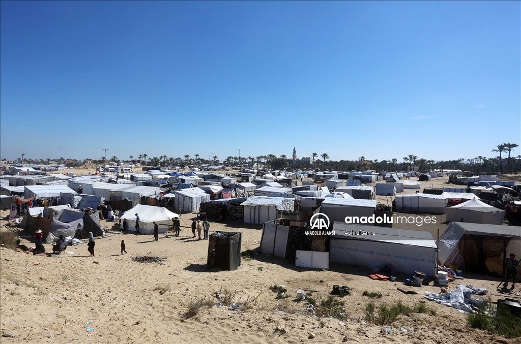 Han Yunus'a geri dönen Gazzeliler, çadır kampı kurdu
