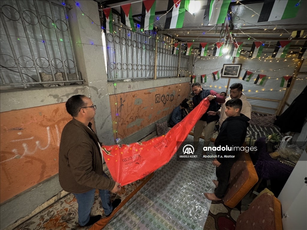 Palestinian journalists in Gaza organize an iftar program for their deceased colleagues  