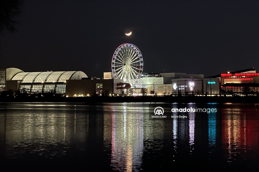 ABD'nin New Jersey eyaletinde hilalli gece