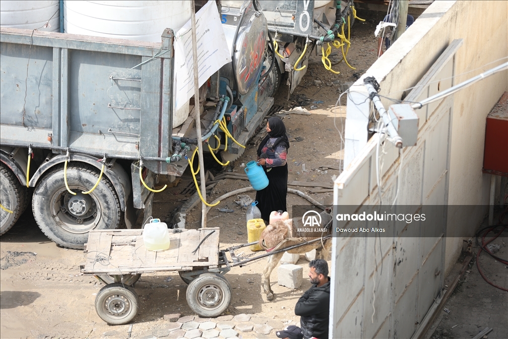 Gazze'deki su krizi devam ediyor