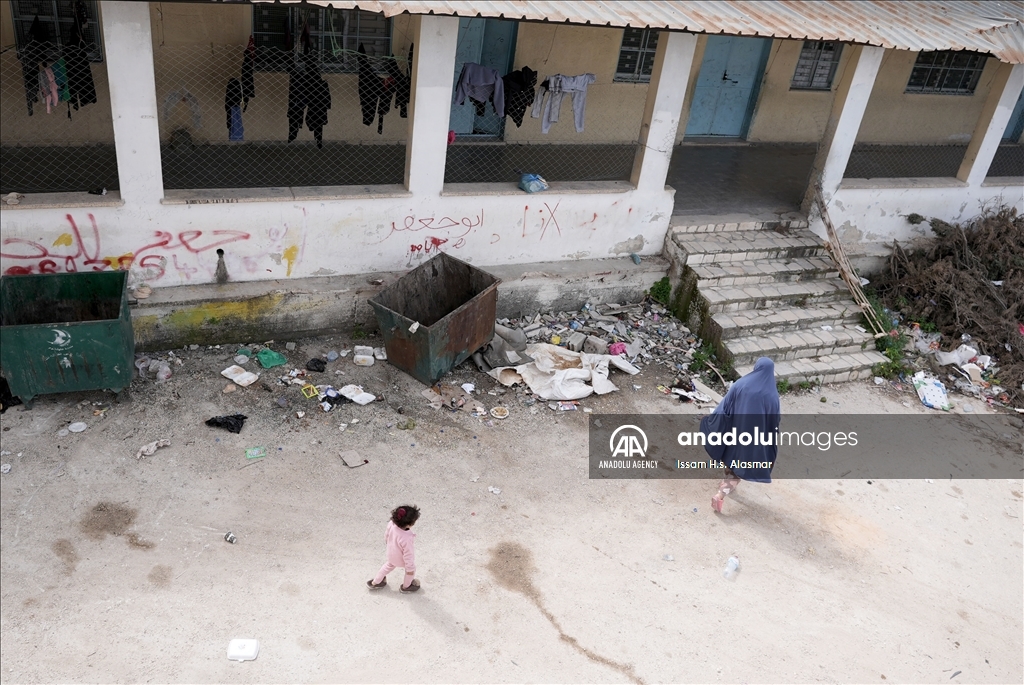 عدوان إسرائيل بالضفة.. نازحون فلسطينيون يفتقدون أجواء رمضان