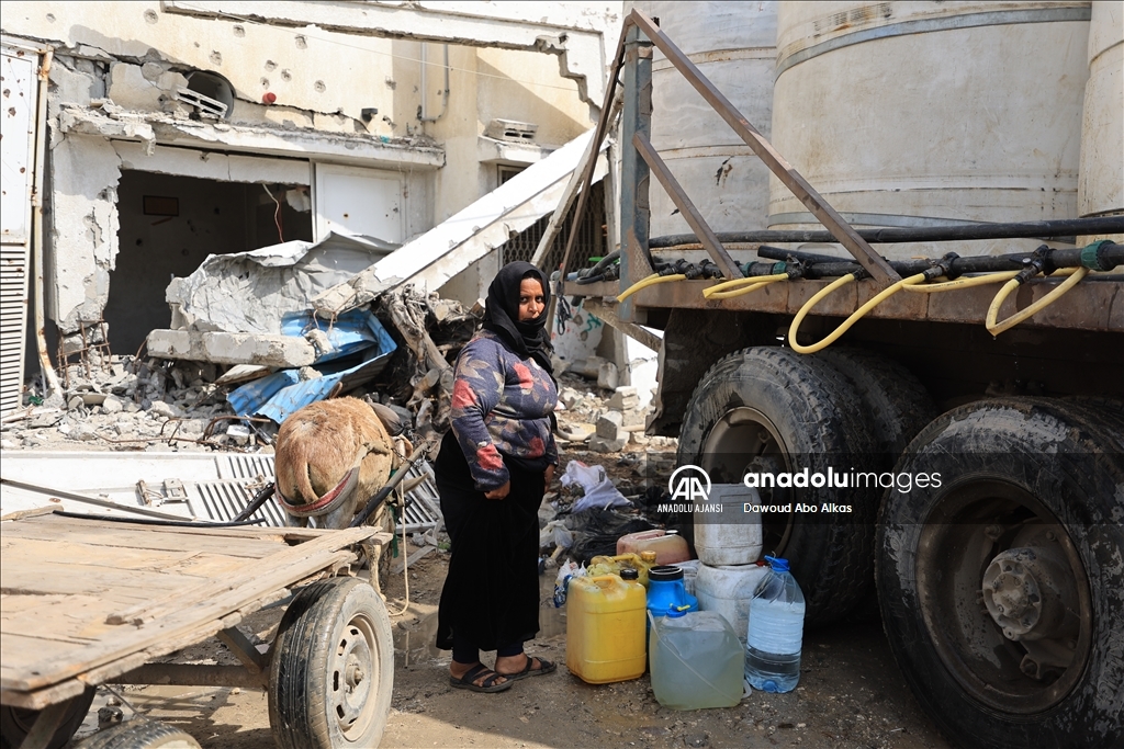 Gazze'deki su krizi devam ediyor